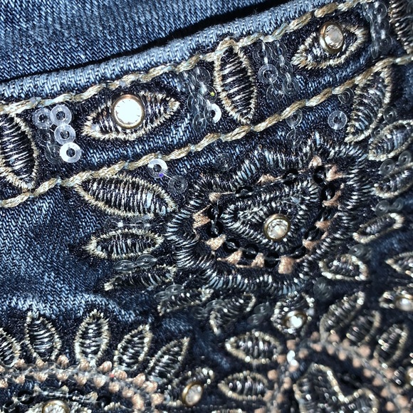Miss Me jeans, size 29. - Picture 6 of 9